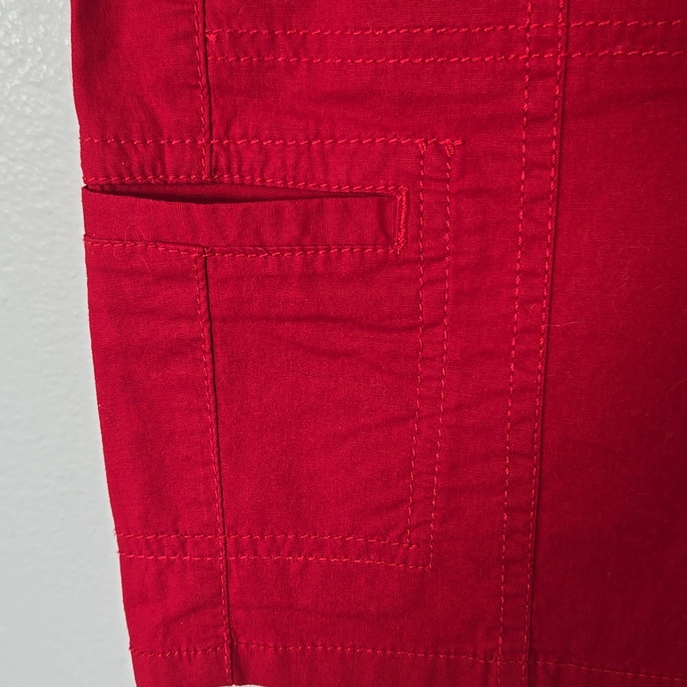 St. John's Bay | NWT Red Cotton Mid Rise Shorts Size 8 - Picture 5 of 9